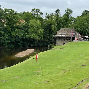 The Sanctuary - Escape The Ordinary Holiday home Knaresborough